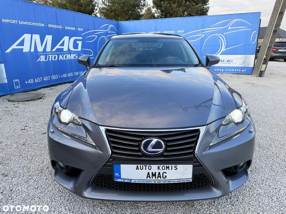Lexus IS - 3