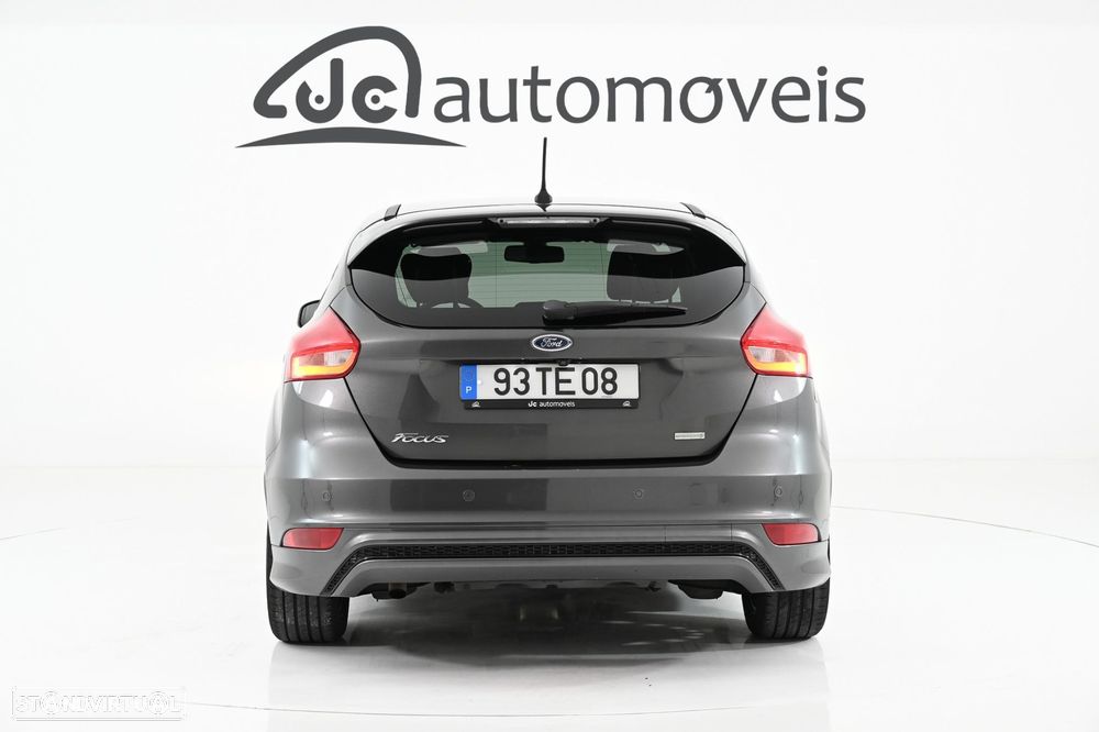 Ford Focus 1.0 EcoBoost ST-Line - 8