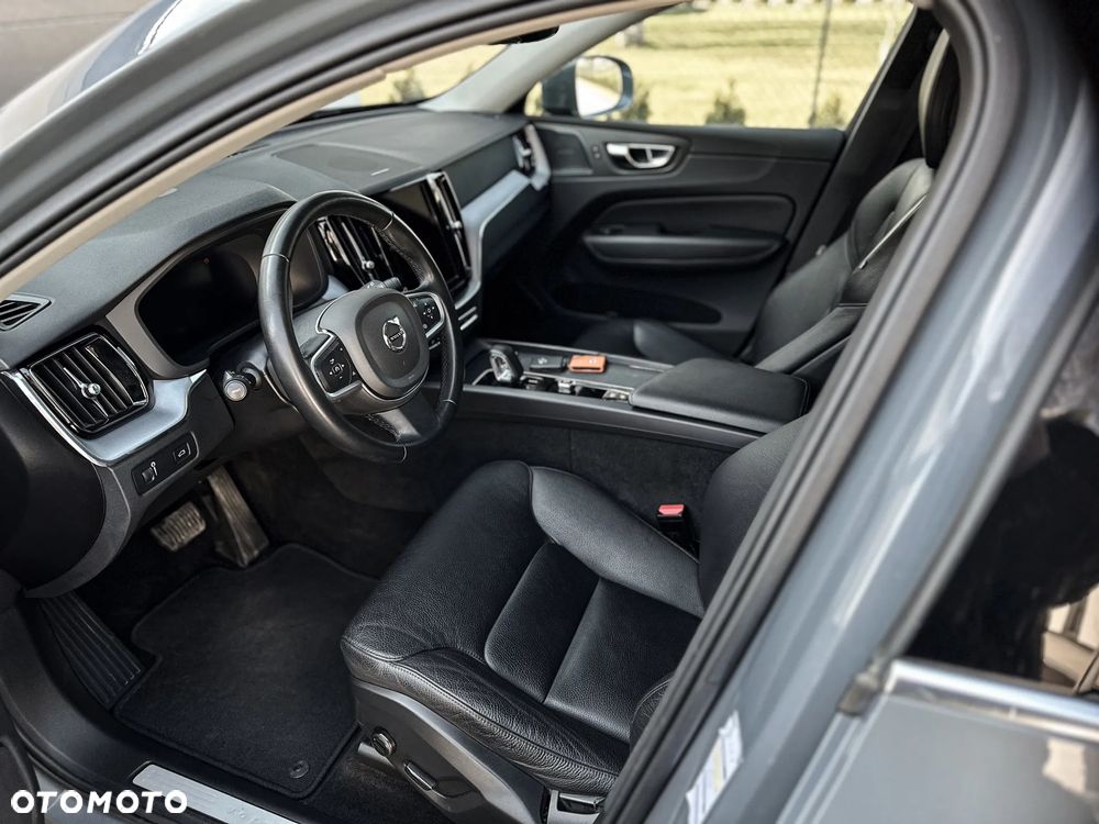 Volvo XC 60 B4 D AWD Core - 7