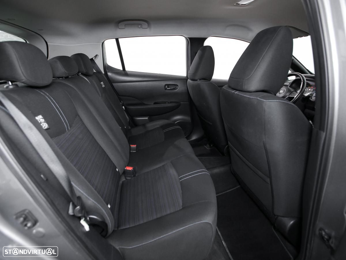 Nissan Leaf - 9