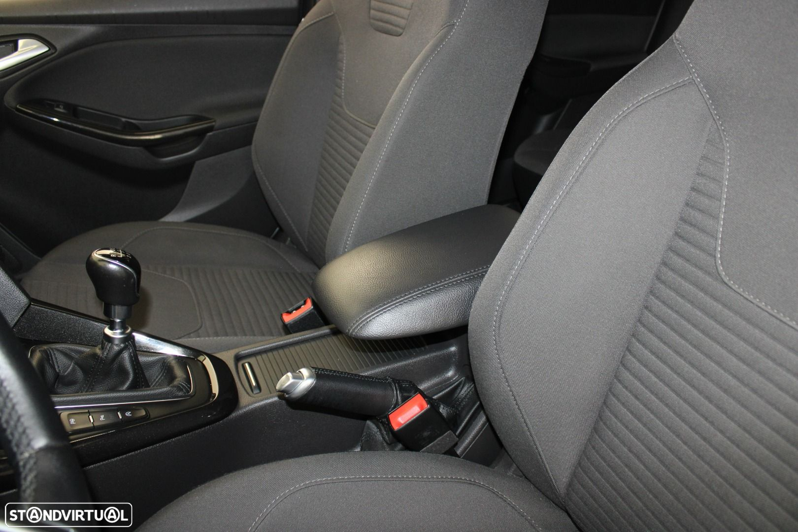 Ford Focus SW 1.5 TDCi Titanium - 25