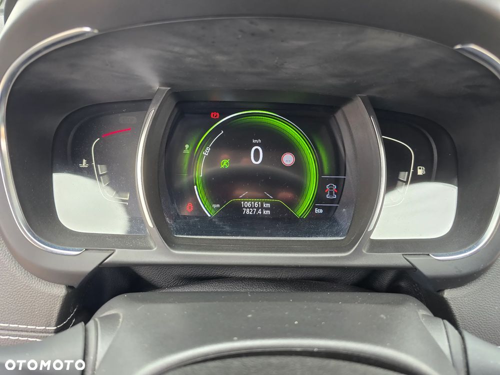 Renault Grand Scenic - 25