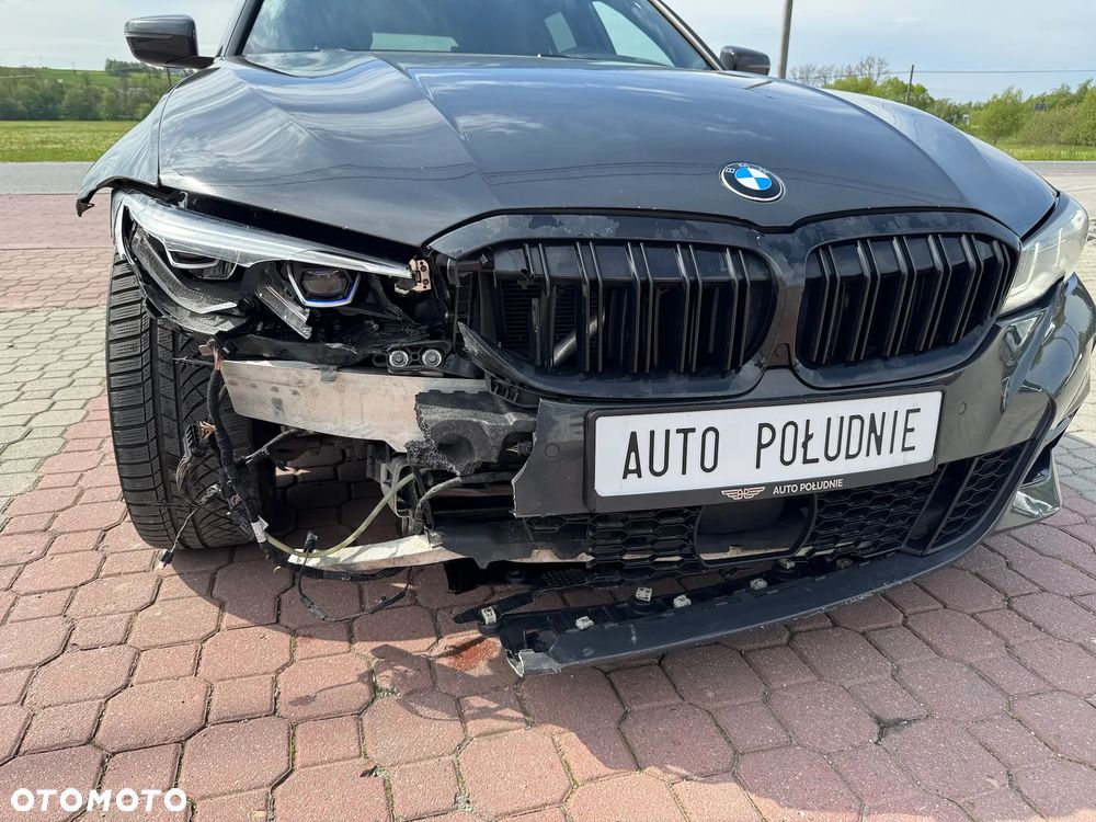 BMW Seria 3 330d xDrive M Sport - 18