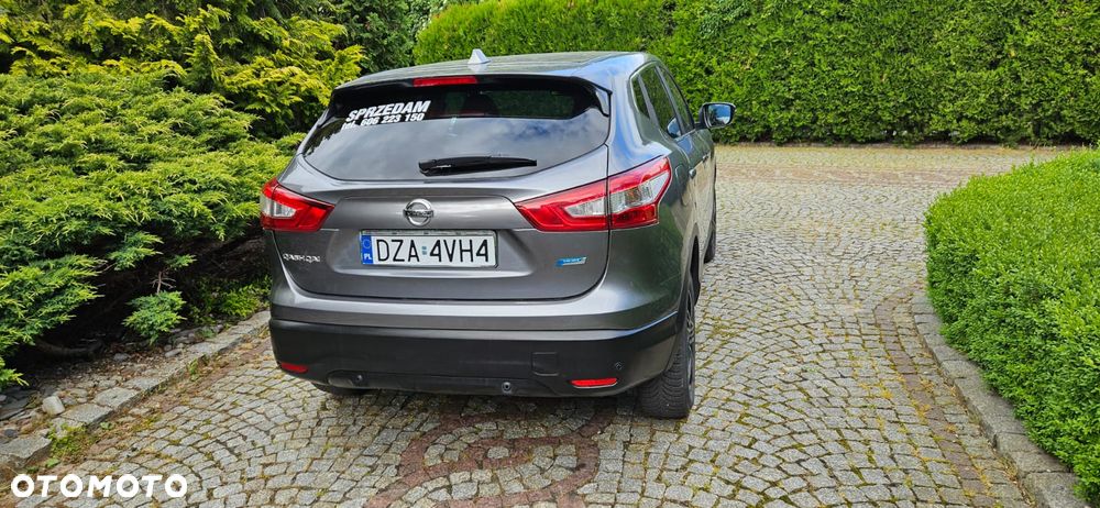 Nissan Qashqai - 2