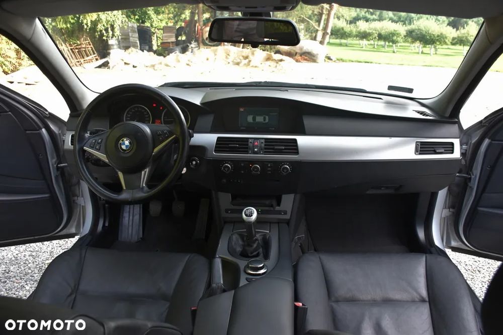 BMW Seria 5 - 36