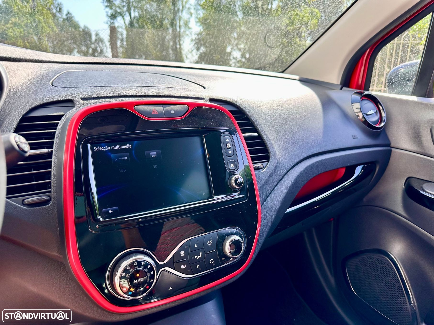 Renault Captur 1.2 TCe Exclusive XMOD - 23