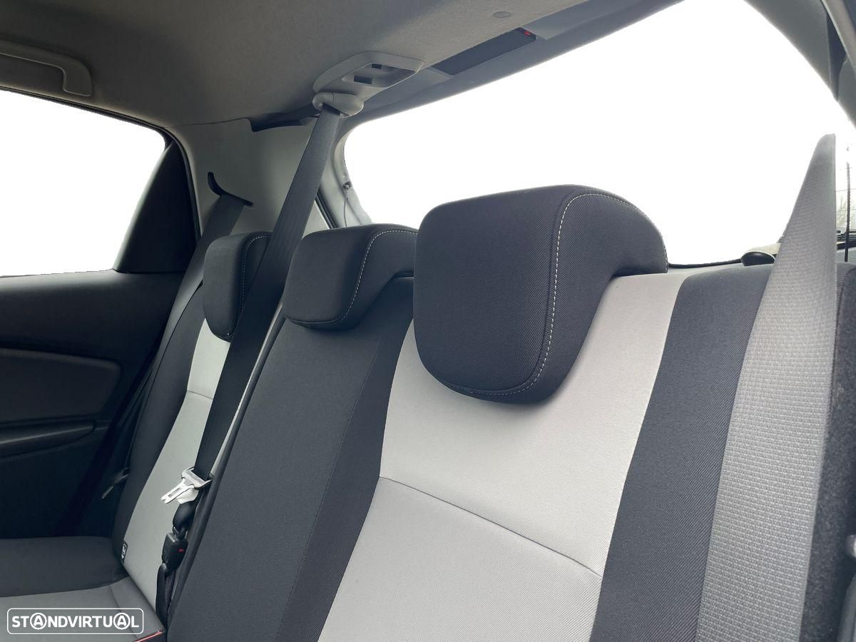 Toyota Yaris 1.5 HSD Comfort - 11