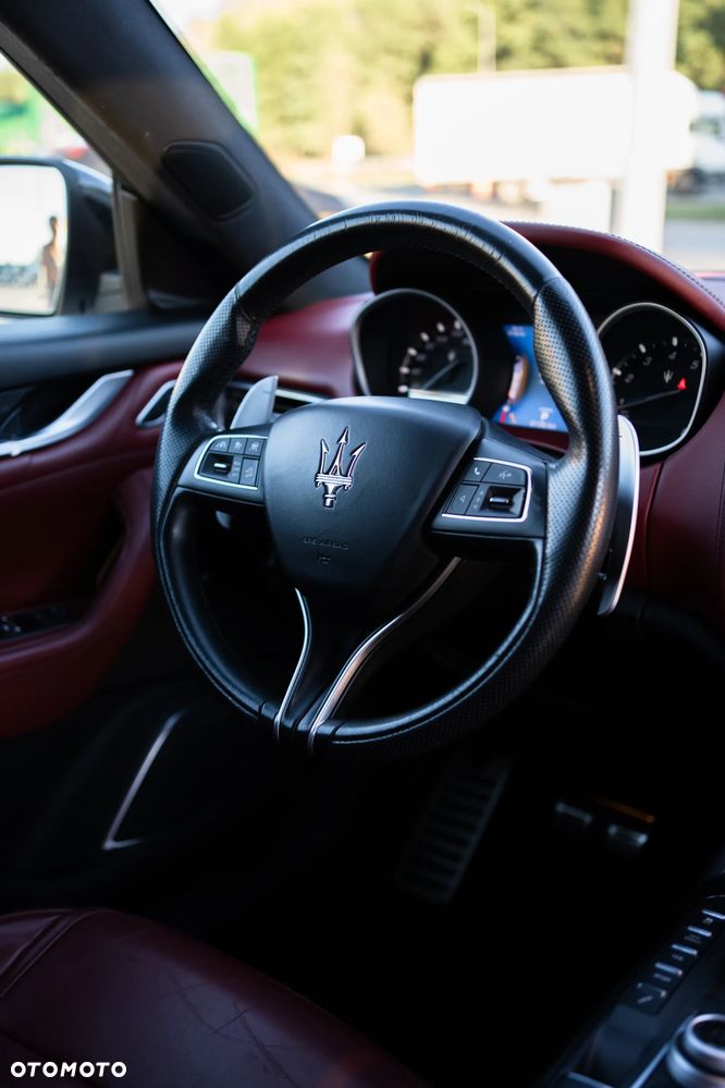 Maserati Levante - 18