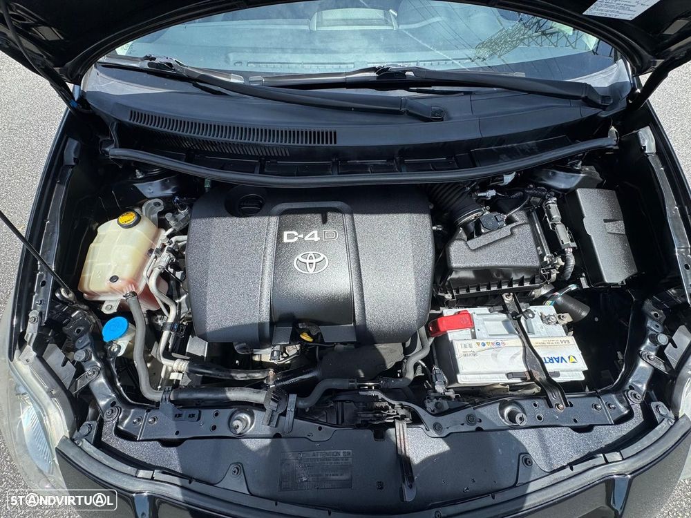 Toyota Auris 1.4 D-4D - 18