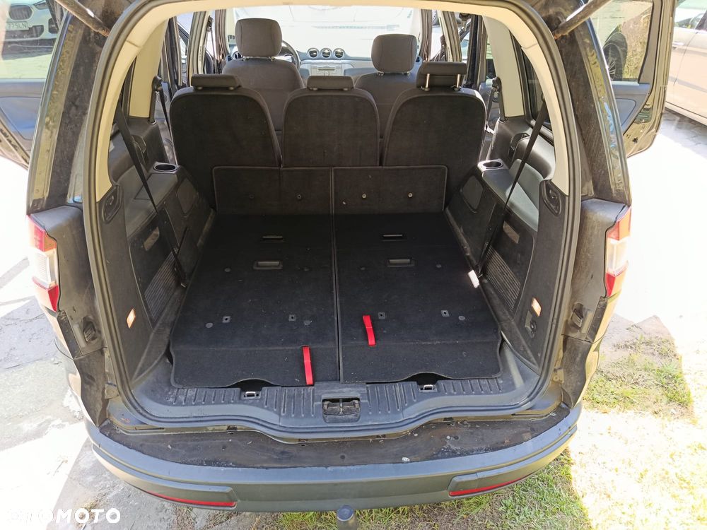 Ford Galaxy - 15