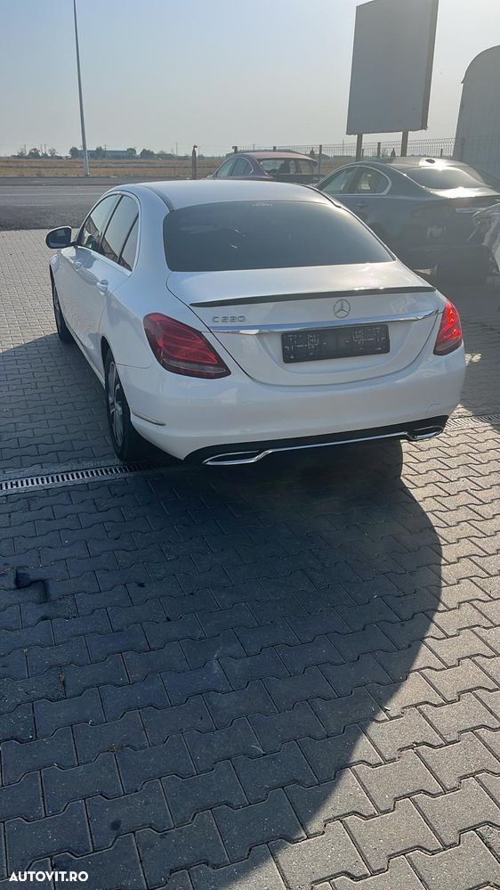 Dezmembram Mercedes Benz C220 w205 din 2014 - 4