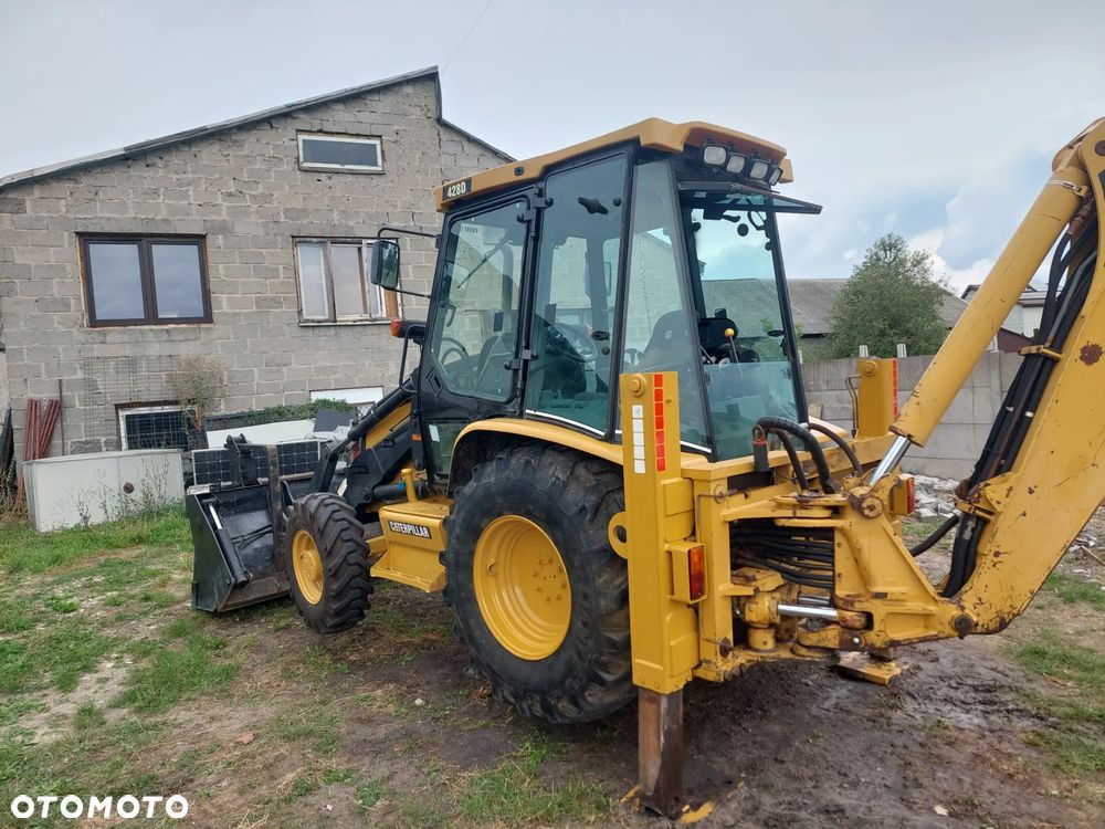 Caterpillar 428D - 3