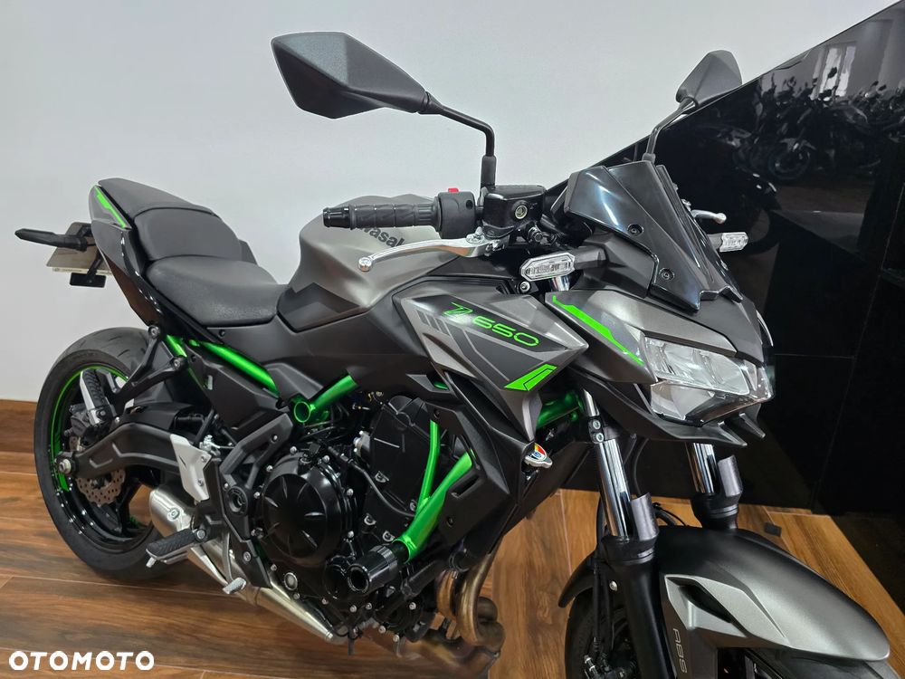 Kawasaki Z 650 - 25