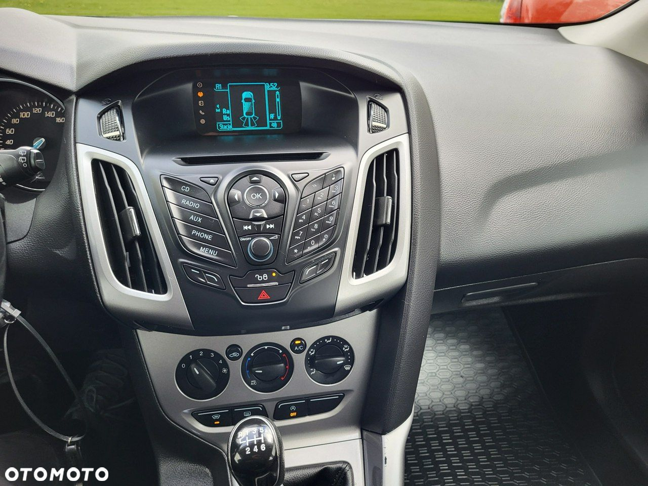 Ford Focus - 12