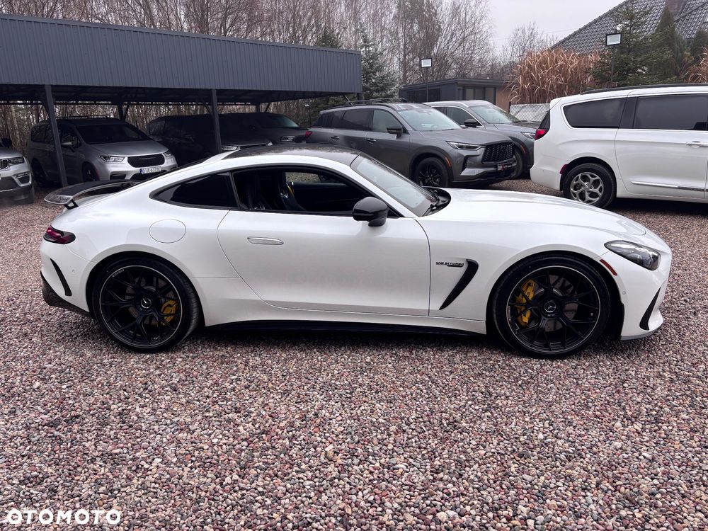 Mercedes-Benz AMG GT - 9