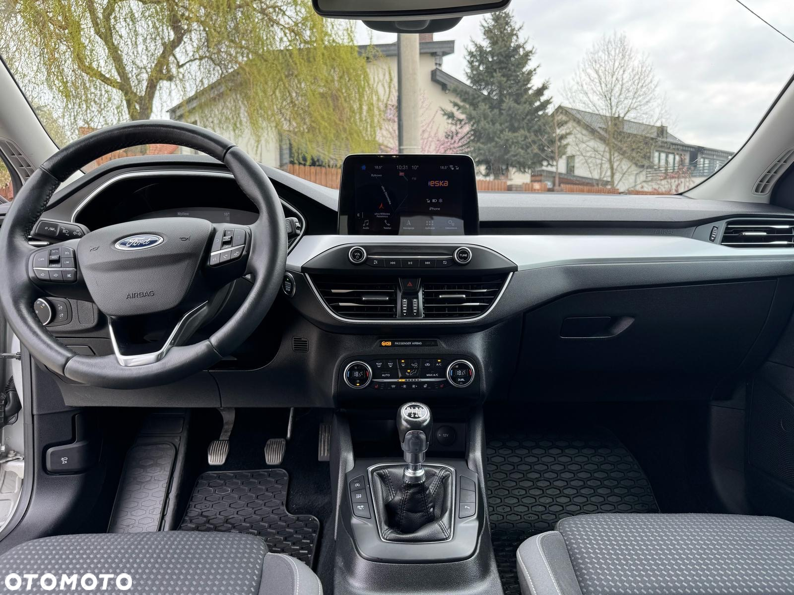 Ford Focus 1.5 EcoBlue Start-Stopp-System COOL&CONNECT - 9