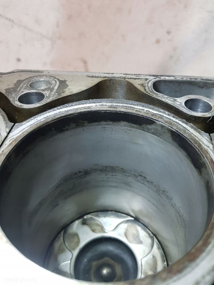 dół silnika volvo v70 xc60 xc70 s60 s80 2.4d d5244t15 181km - 10