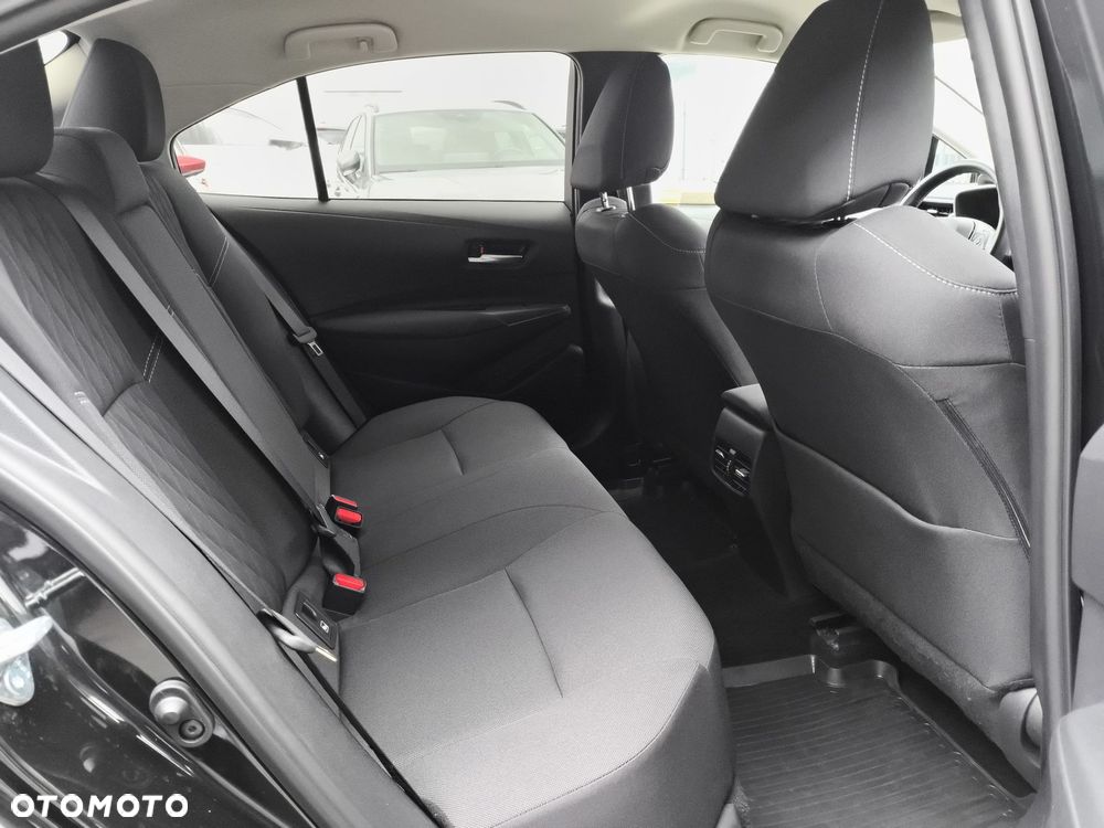Toyota Corolla - 10