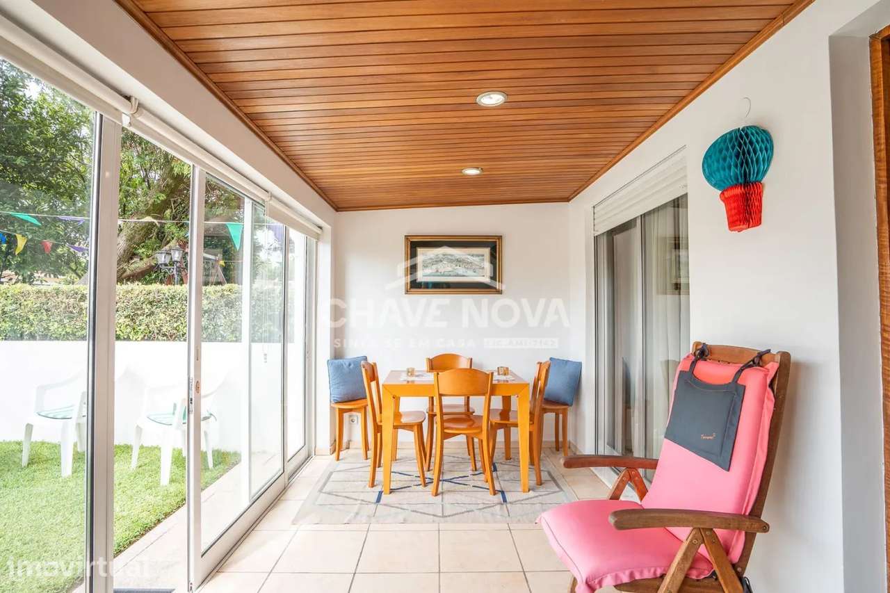 Moradia T4 com Jardim e Garagem a 3Km da Praia - Grande imagem: 4/23