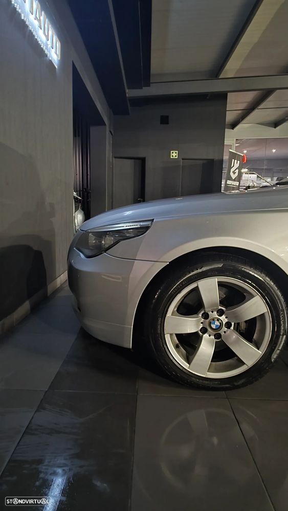 BMW 520 dA Touring Executive - 7