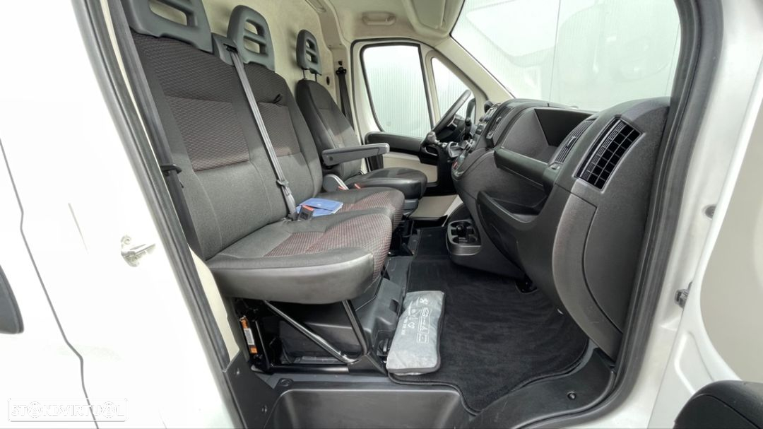 Peugeot Boxer 2.0 BlueHDi L2H2 Premium - 17