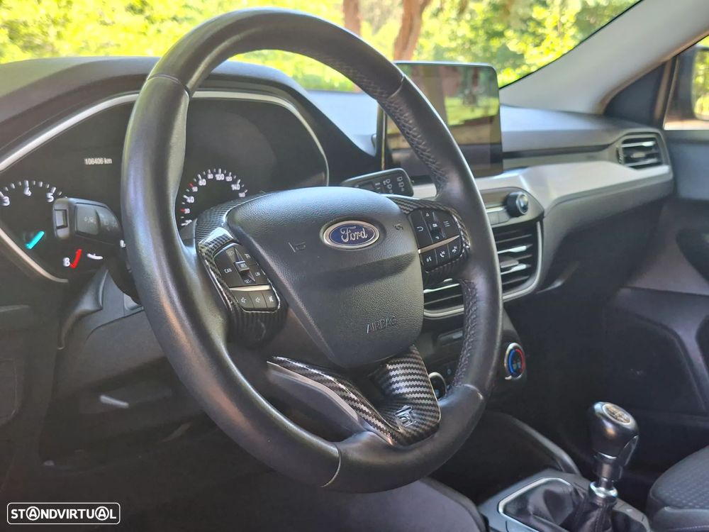 Ford Focus 1.0 EcoBoost S&S COOL&CONNECT DESIGN - 8