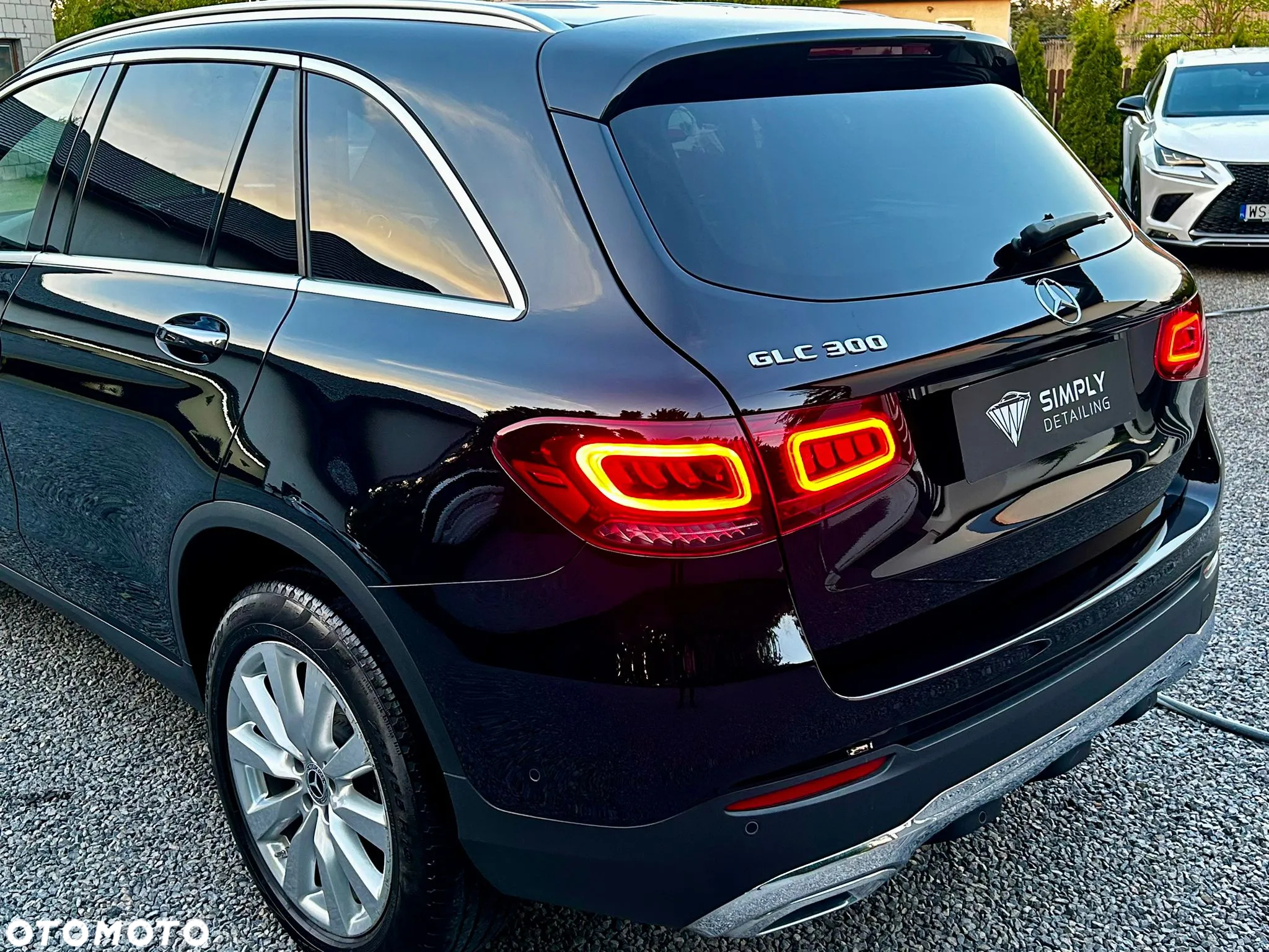 Mercedes-Benz GLC - 4
