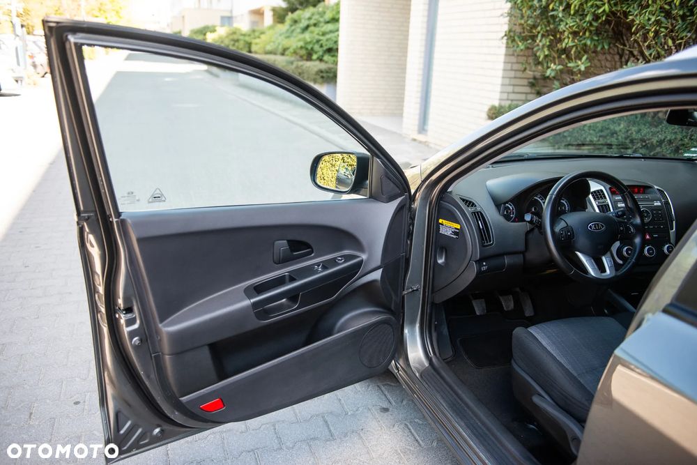 Kia Ceed 1.4 M - 14