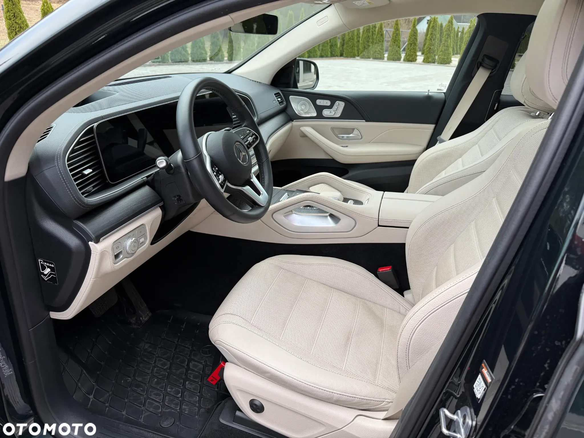 Mercedes-Benz GLE - 18