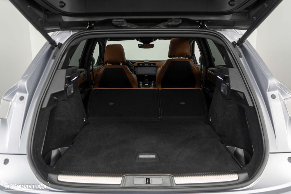 DS DS7 Crossback E-Tense Performance Line EAT8 - 11