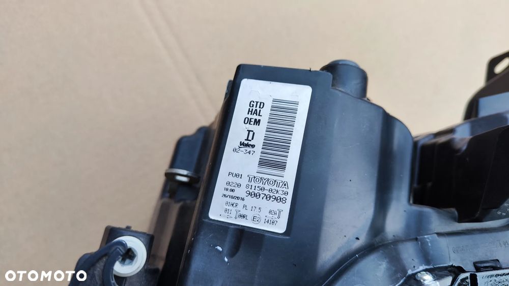 Auris II Lift 16-18 Lampa Przód Lewa Zwykła Selection - 5