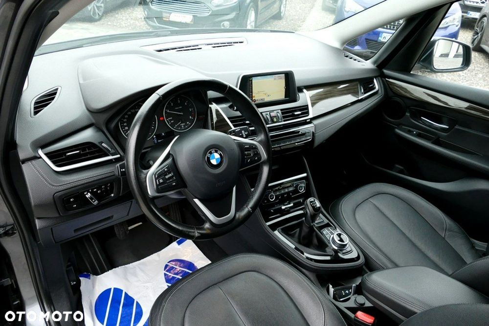 BMW Seria 2 216d Luxury Line - 21