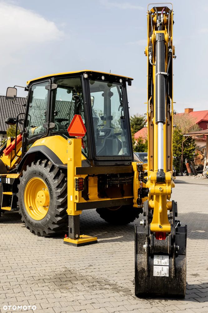 Caterpillar CAT 444 - 21