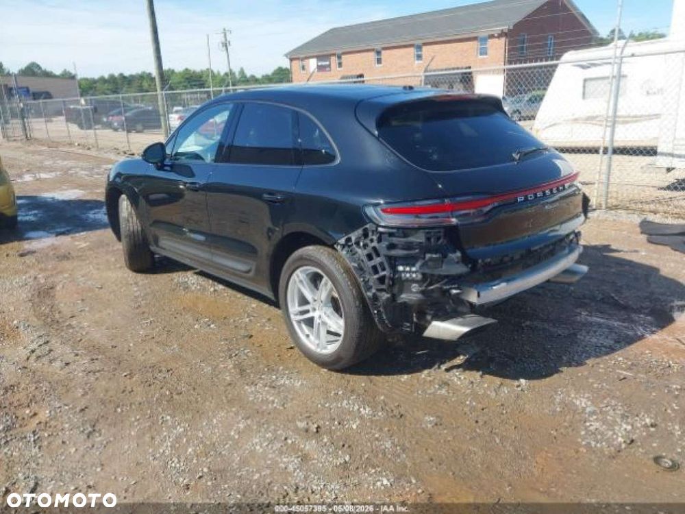 Porsche Macan - 3