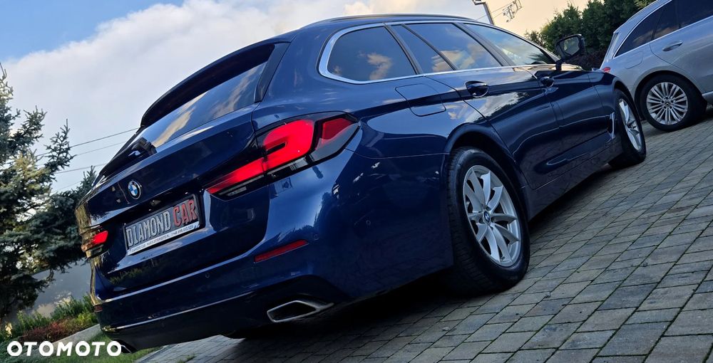 BMW Seria 5 520d Luxury Line - 14