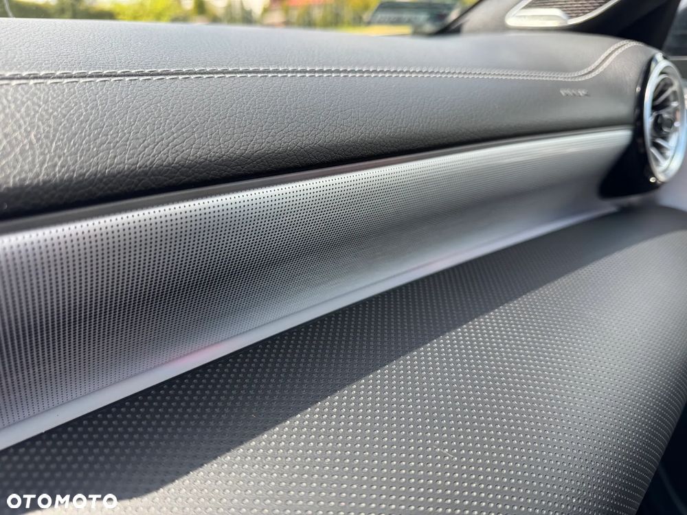Mercedes-Benz CLA 250 4-Matic Edition 1 7G-DCT - 21