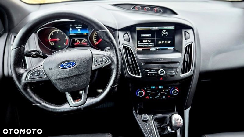 Ford Focus 2.0 TDCi ST - 15