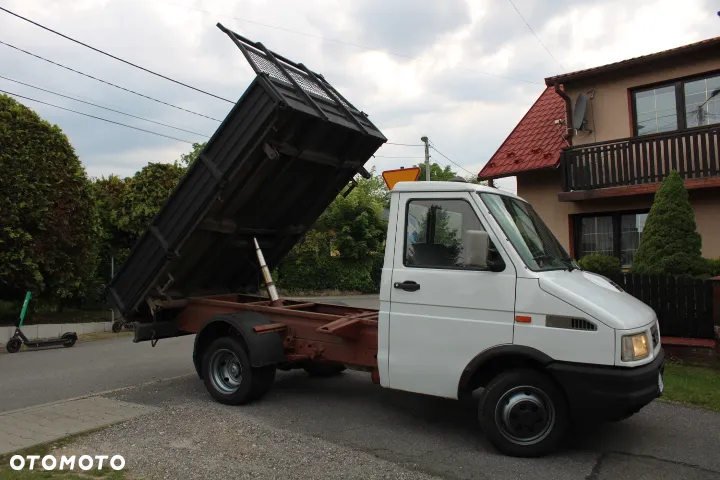 Iveco DAILY 35/10 ŁADNE_GRAMA RDZY z WŁOCH_SOLIDNA ORYGINALNA- 3 STRONNA WYWROTKA NA BLIŻNIAKU-DMC 3.5 TONY KAT .B - 20