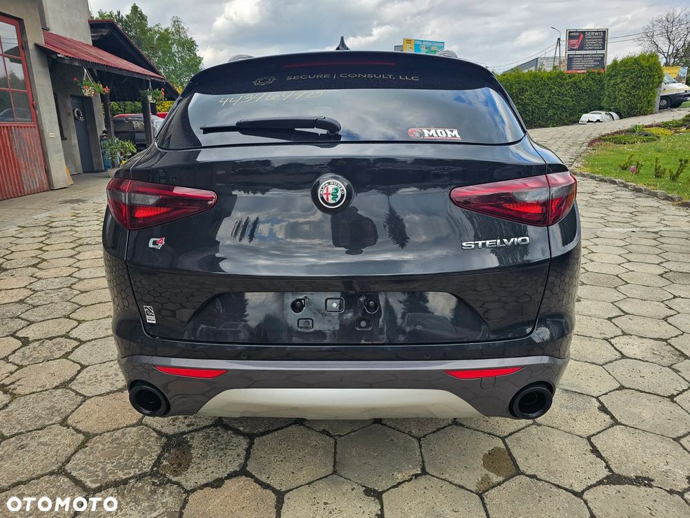 Alfa Romeo Stelvio 2.0 Turbo TI Q4 - 5