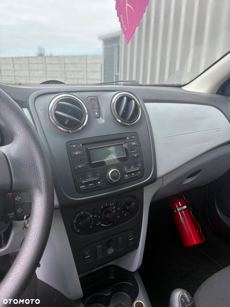 Dacia Sandero - 10