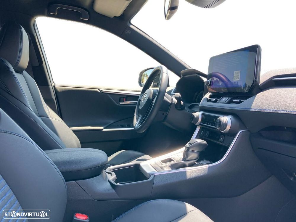 Toyota RAV4 2.5 HDF Square Collection - 11