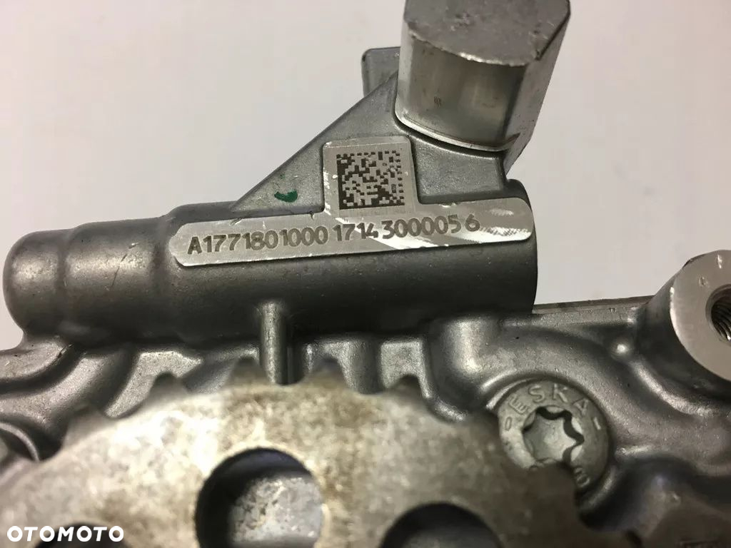 Mercedes AMG pompa oleju 1771801000 A1521800000 - 2