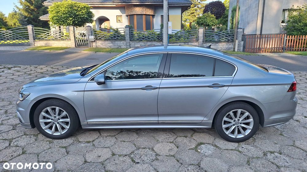 Volkswagen Passat - 5