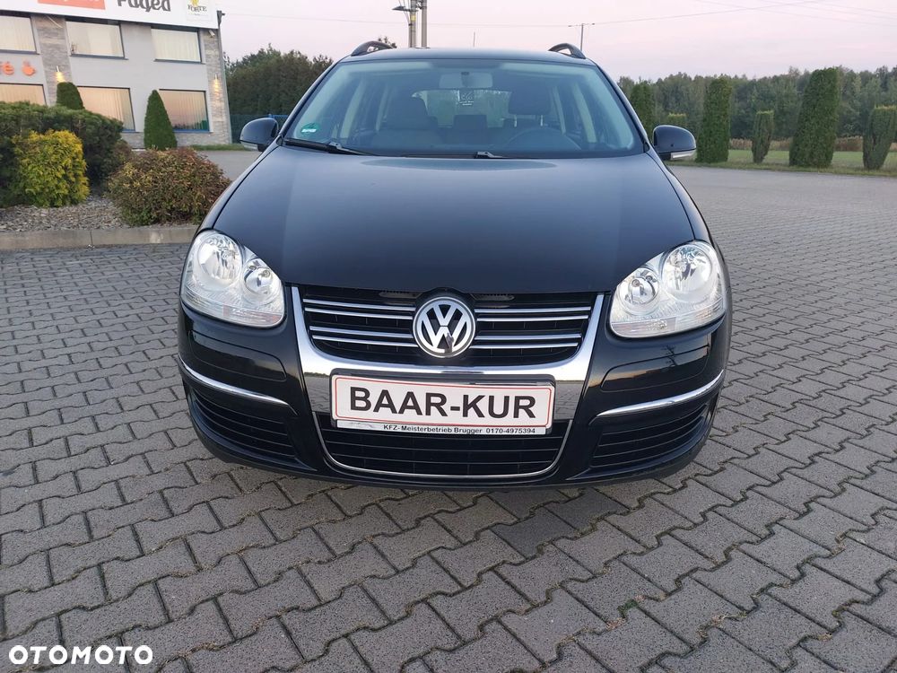 Volkswagen Golf - 3