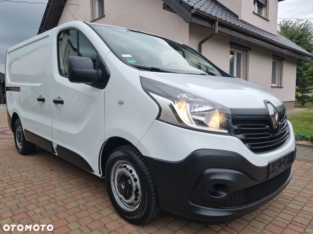 Renault Trafik - 18