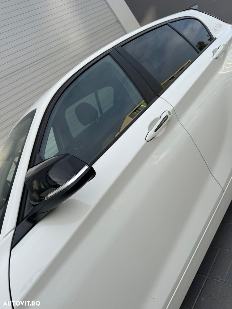 BMW Seria 1 - 19