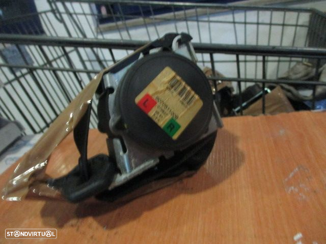 Pre-Tensor 607051100B BMW E81 2007 3P TD - 2