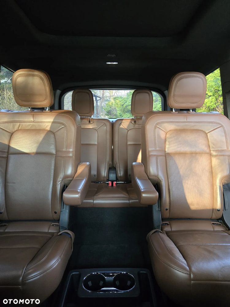 Lincoln Aviator - 26