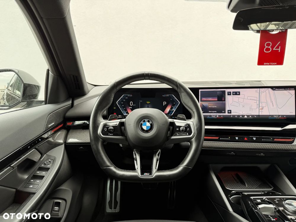 BMW Seria 5 520i - 34