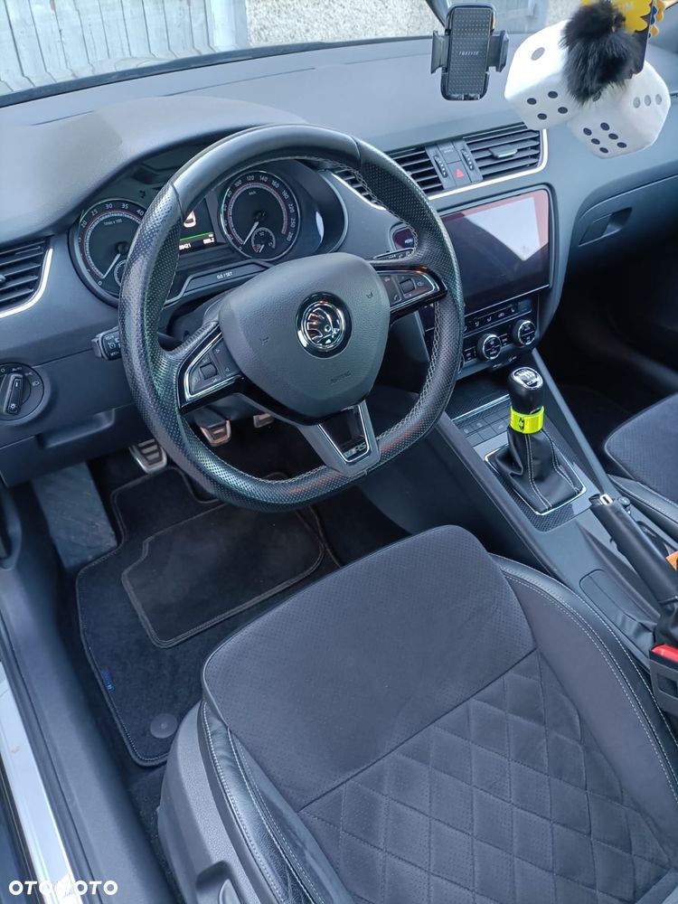 Skoda Octavia 2.0 TDI (Green tec) RS - 6